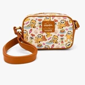 NWT Loungefly Garfield & Odie Foodie Allover Print Camera Crossbody Bag Purse